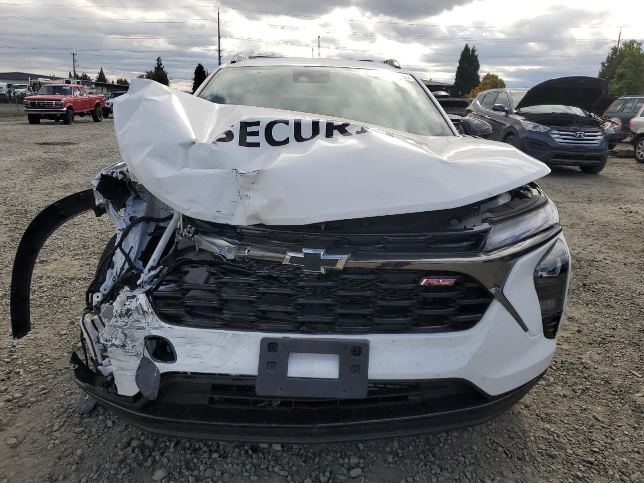 2025 Chevrolet Trax 2Rs - Image 5