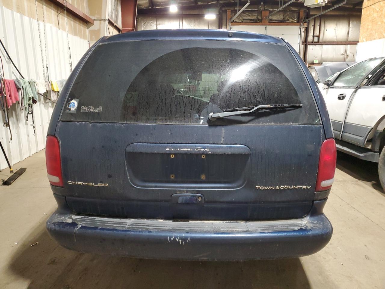 2000 Chrysler Town & Country Lxi - Фото 6