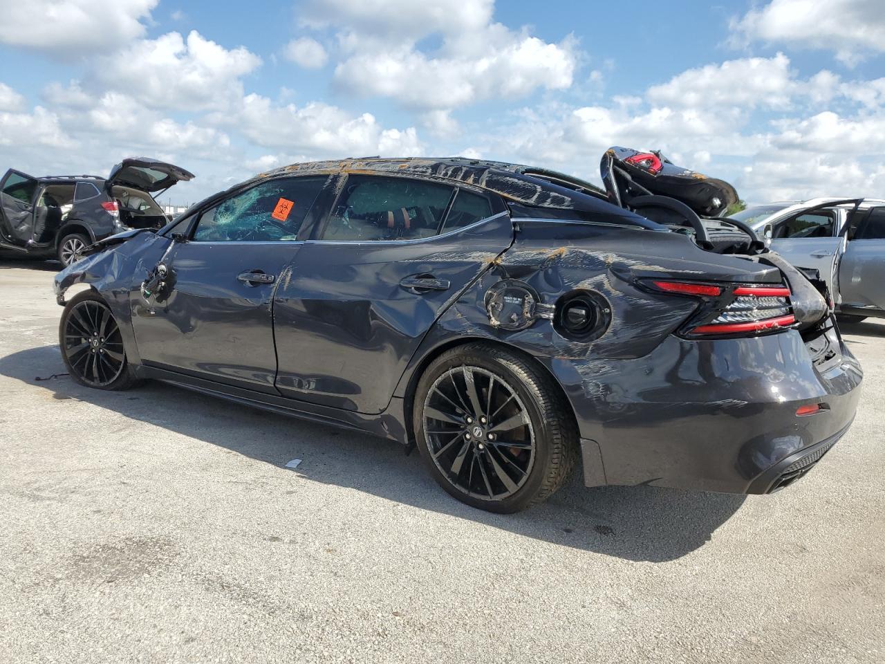 2021 Nissan Maxima Platinum - Image 2
