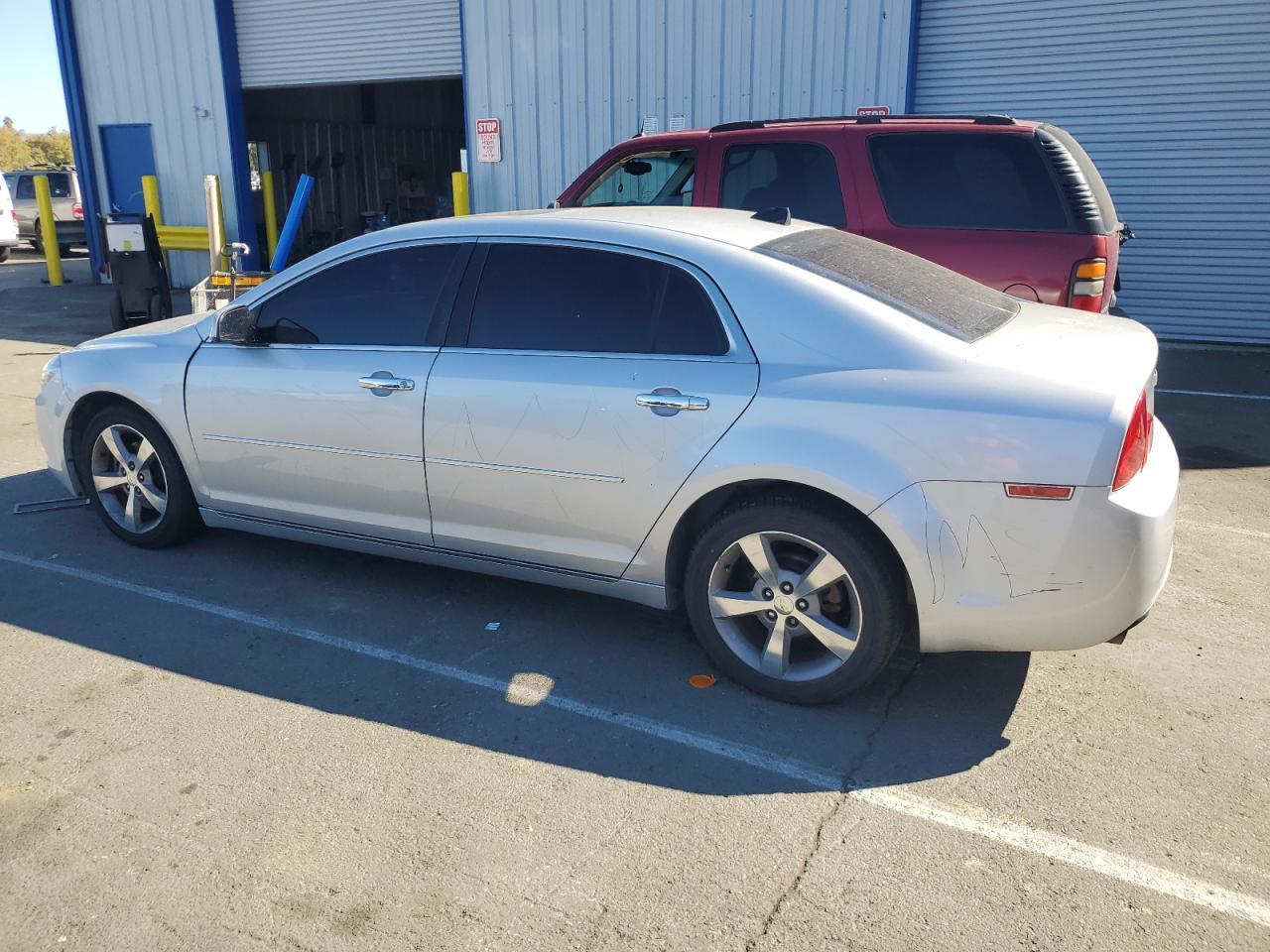2012 Chevrolet Malibu 2Lt - Image 2