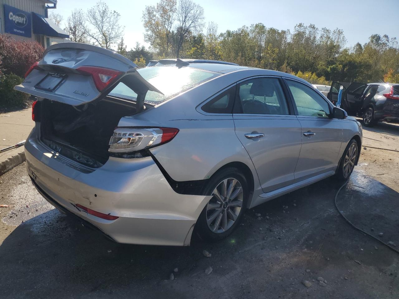 2016 Hyundai Sonata Sport - Image 3