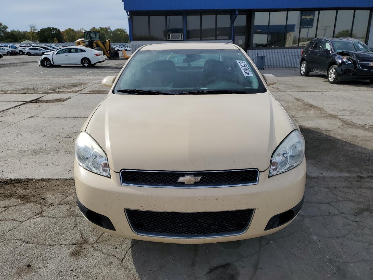 2014 Chevrolet Impala Limited Police - Image 5