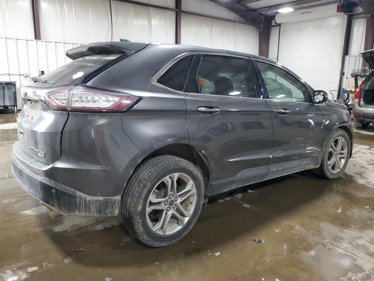 2018 Ford Edge Titanium - Фото 3