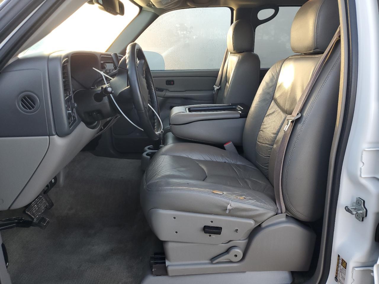 2005 GMC Yukon - Фото 7