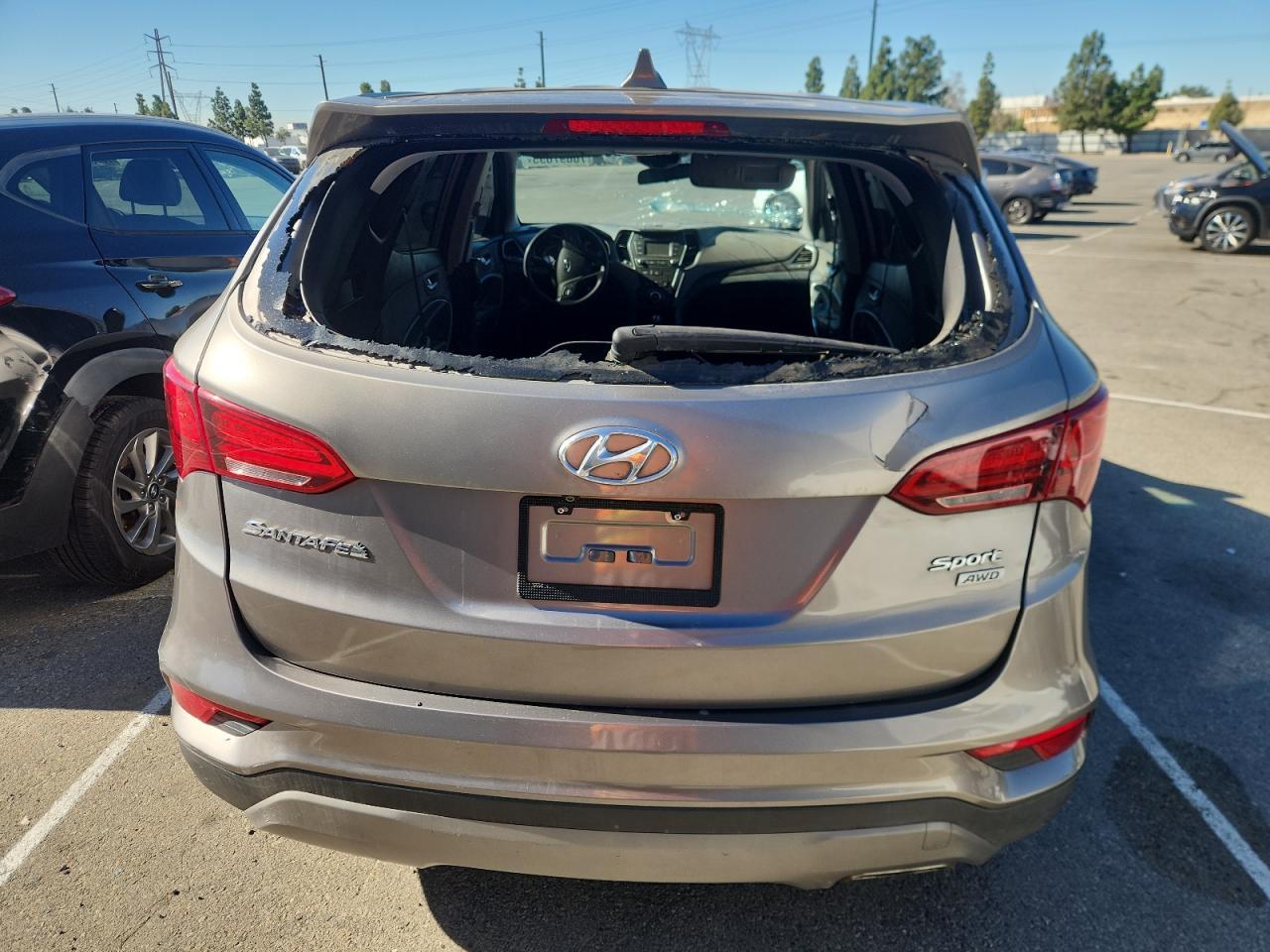 2017 Hyundai Santa Fe Sport 2.4L - Image 6