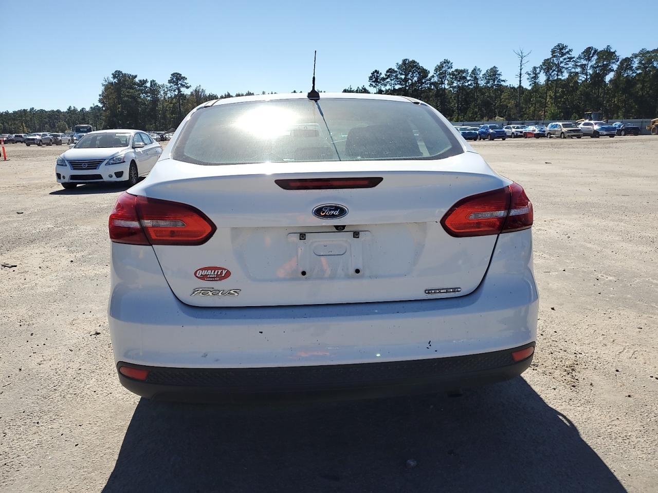 2015 Ford Focus S - Фото 6