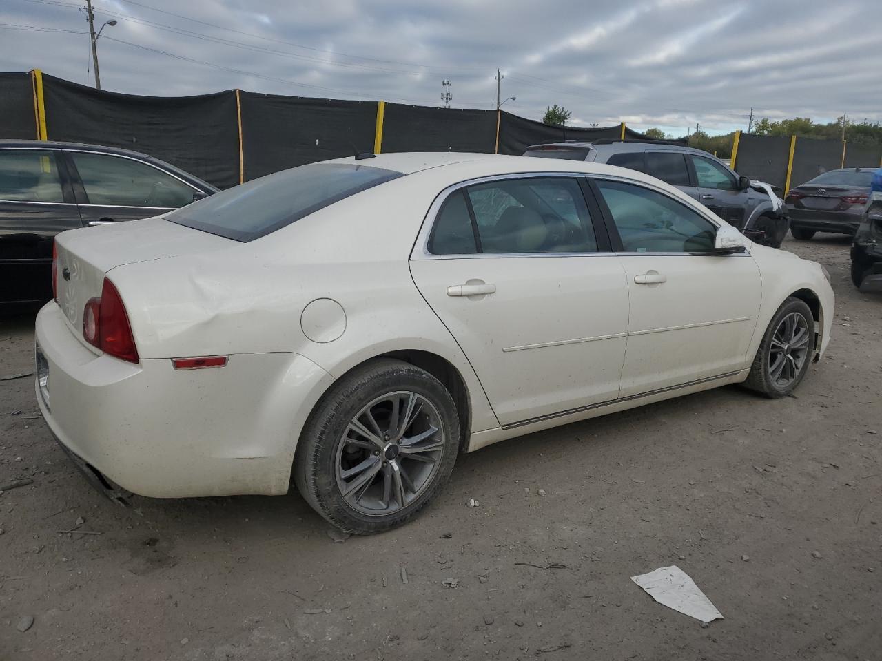 2011 Chevrolet Malibu 2Lt - Фото 3