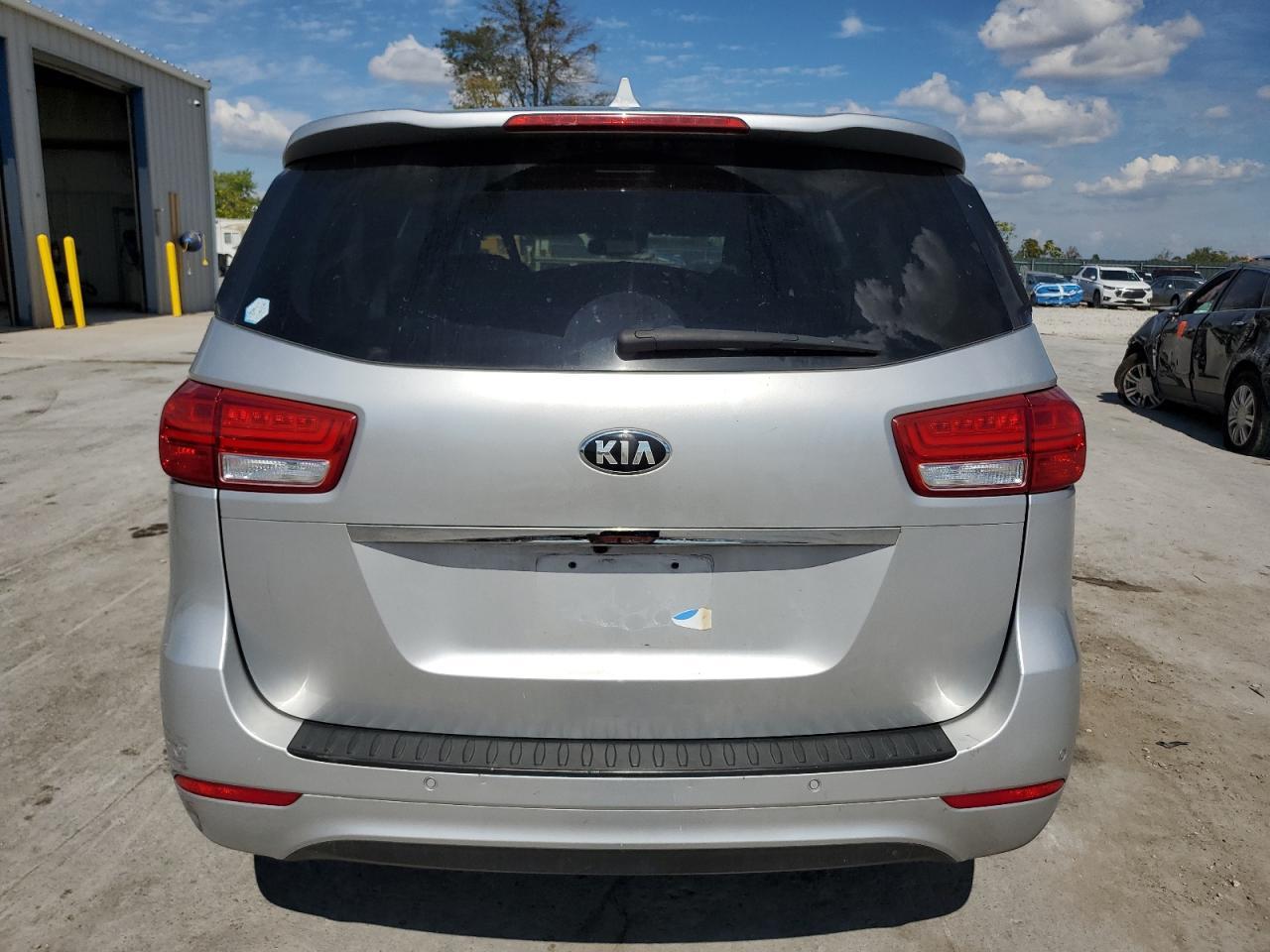 2016 Kia Sedona Ex - Фото 6