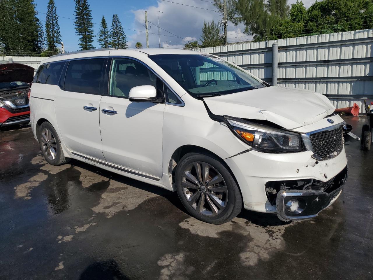2017 Kia Sedona Sxl - Image 7