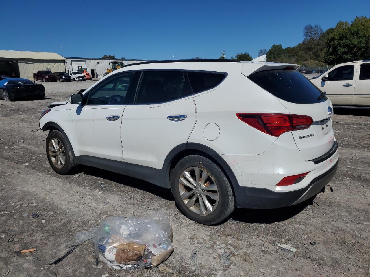 2017 Hyundai Santa Fe Sport - Фото 2