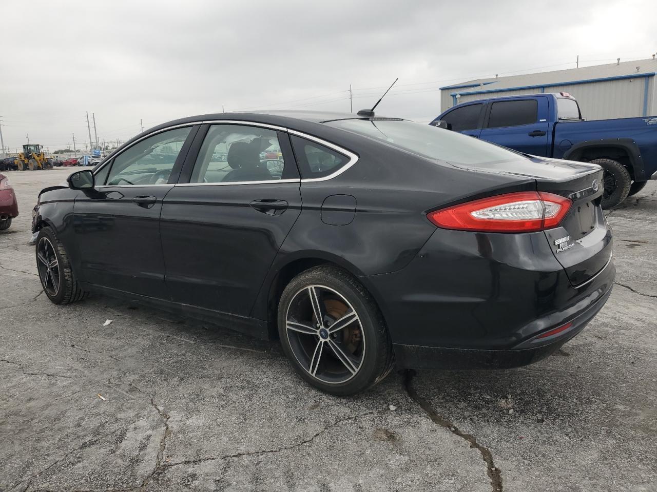 2014 Ford Fusion Se - Фото 2