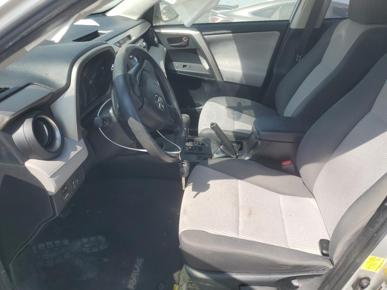 2015 Toyota Rav4 Le - Image 7