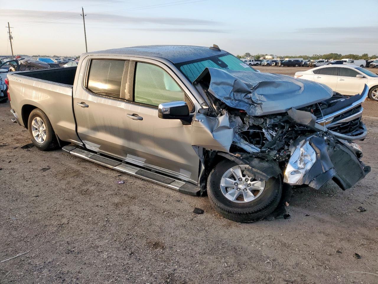 2024 Chevrolet Silverado K1500 Lt - Image 4