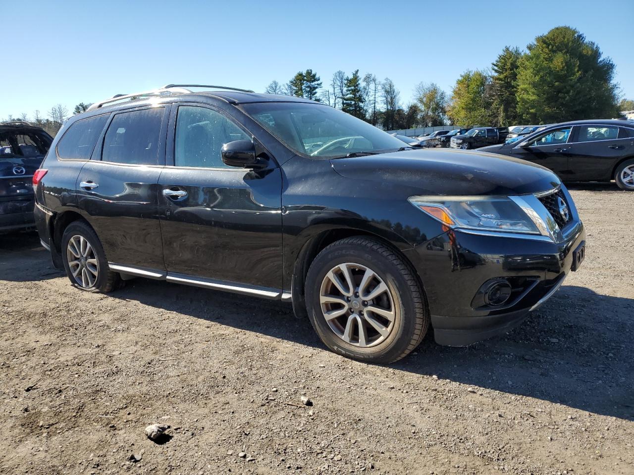 2015 Nissan Pathfinder S - Фото 4