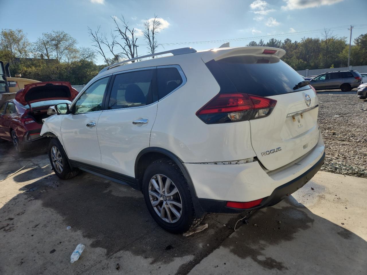 2017 Nissan Rogue S - Image 2