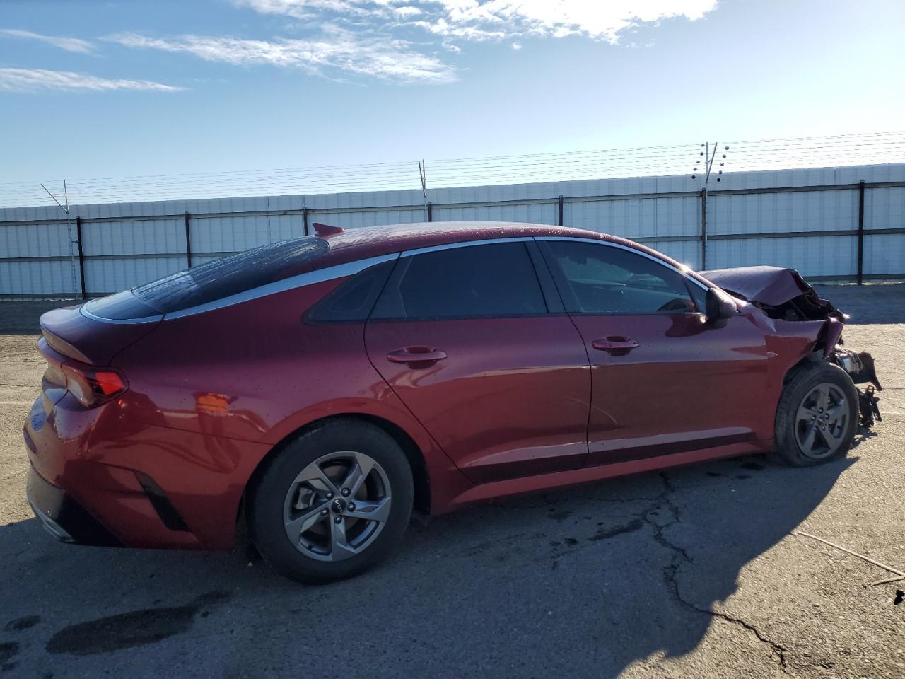 2022 Kia K5 Lxs - Фото 3