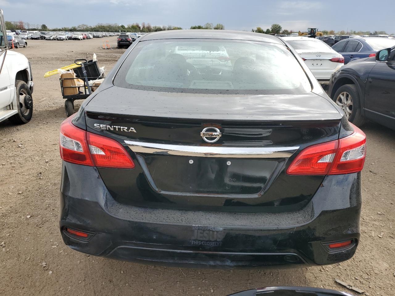 2018 Nissan Sentra S - Фото 6