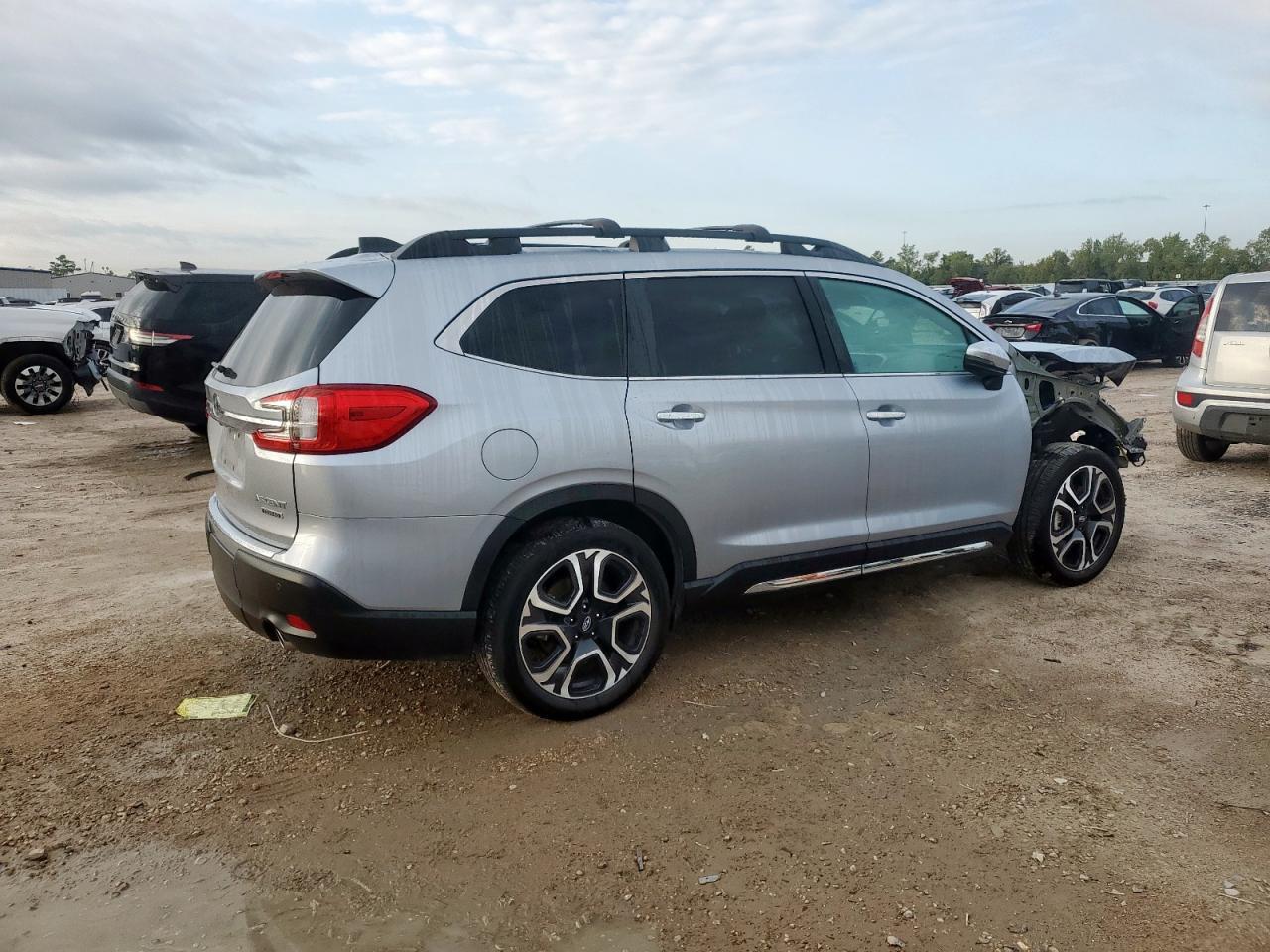 2023 Subaru Ascent Touring - Image 3