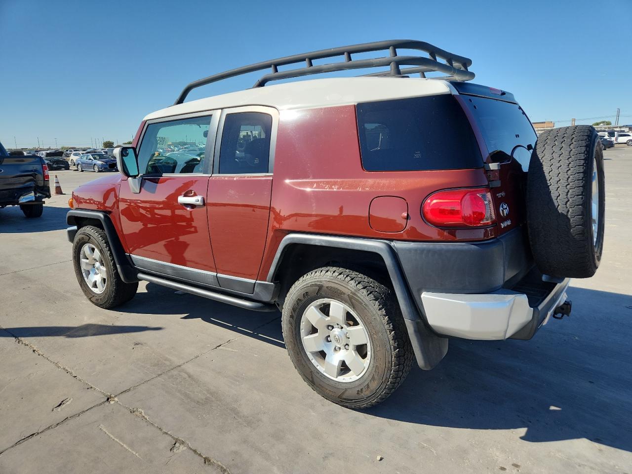 2008 Toyota Fj Cruiser - Image 2