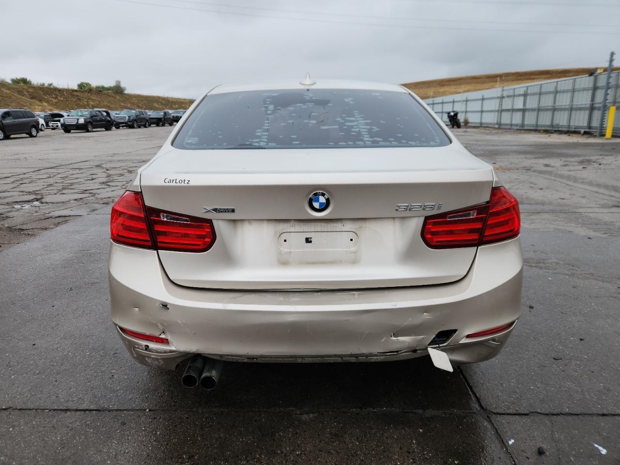 2013 BMW 328 Xi - Image 6