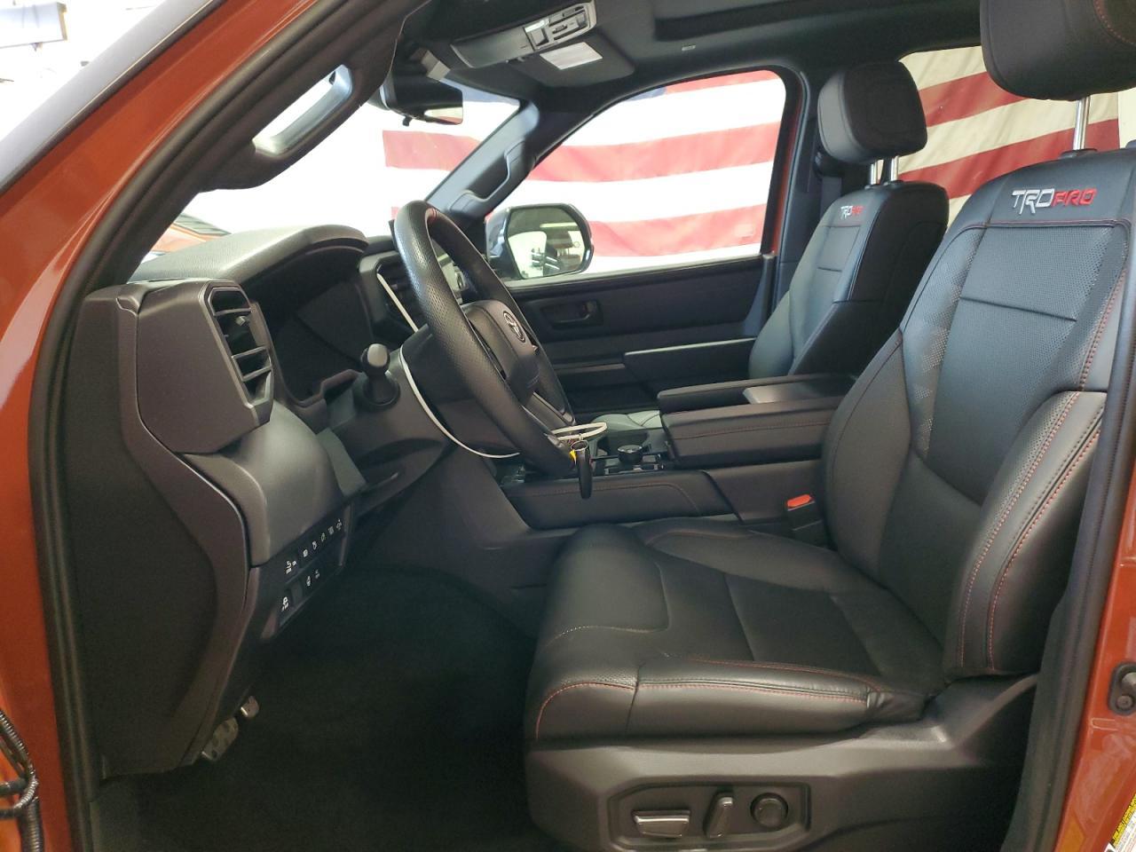 2024 Toyota Tundra Crewmax Limited - Image 7