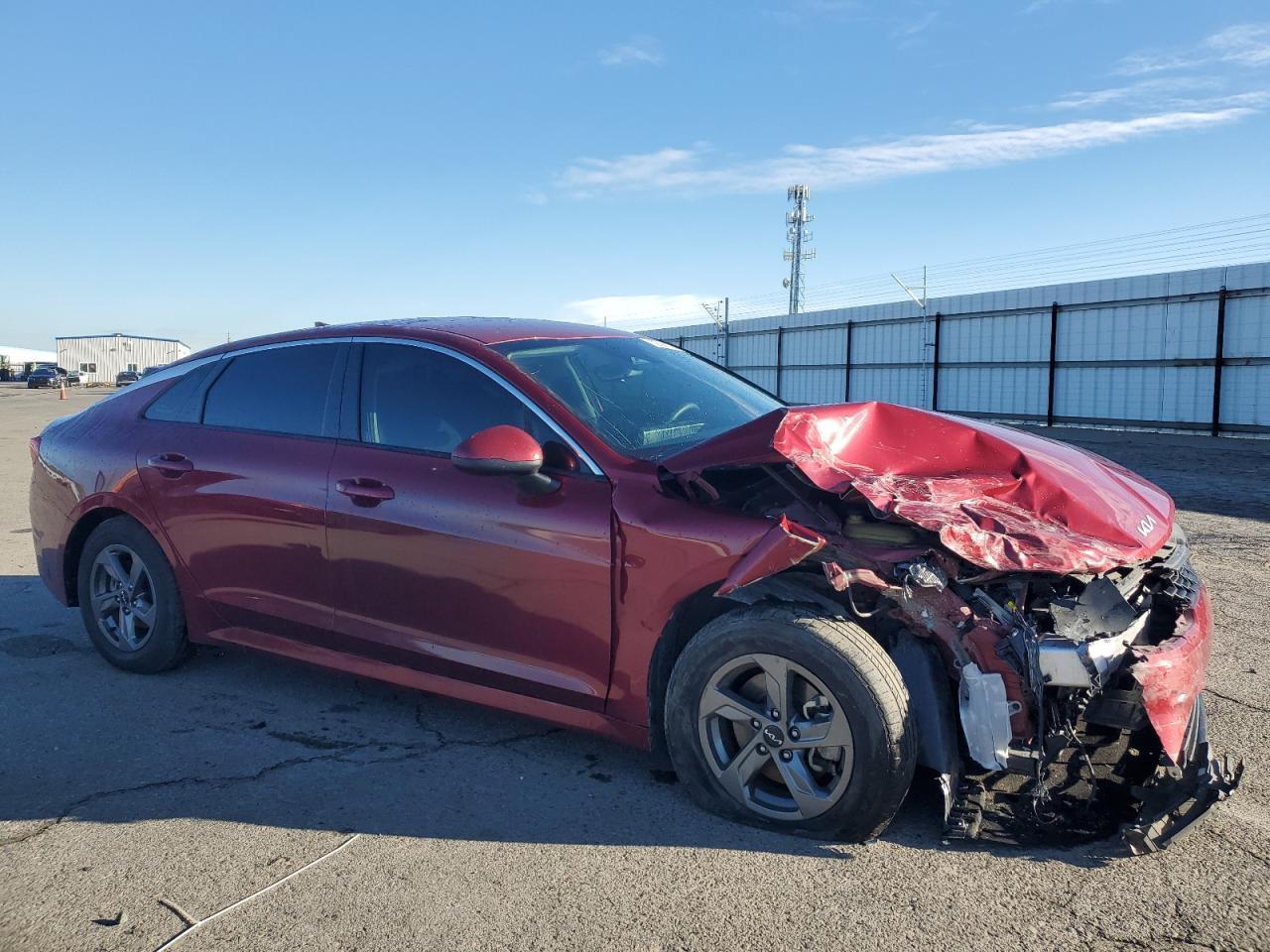2022 Kia K5 Lxs - Фото 4