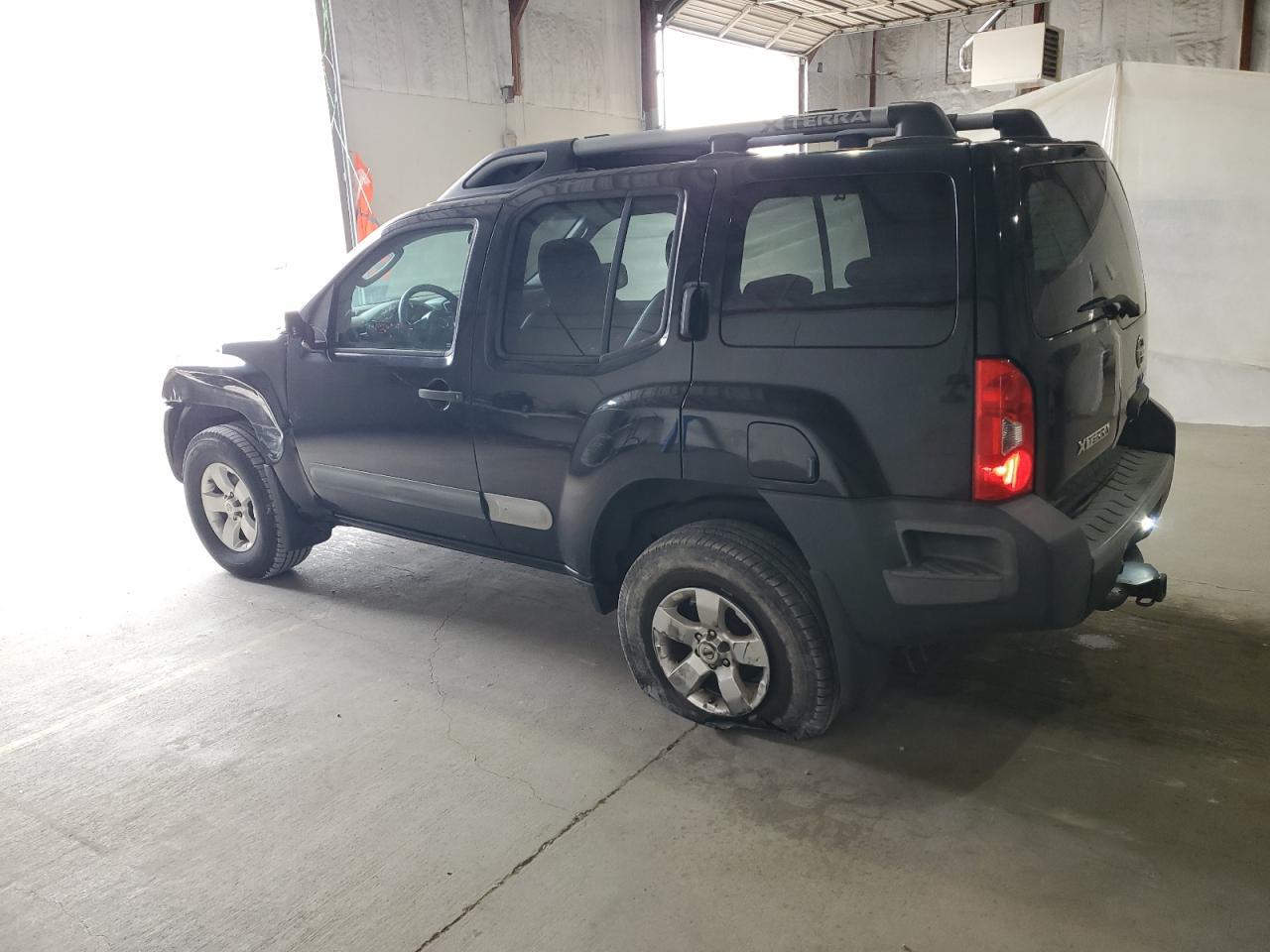 2011 Nissan Xterra Off Road - Image 2