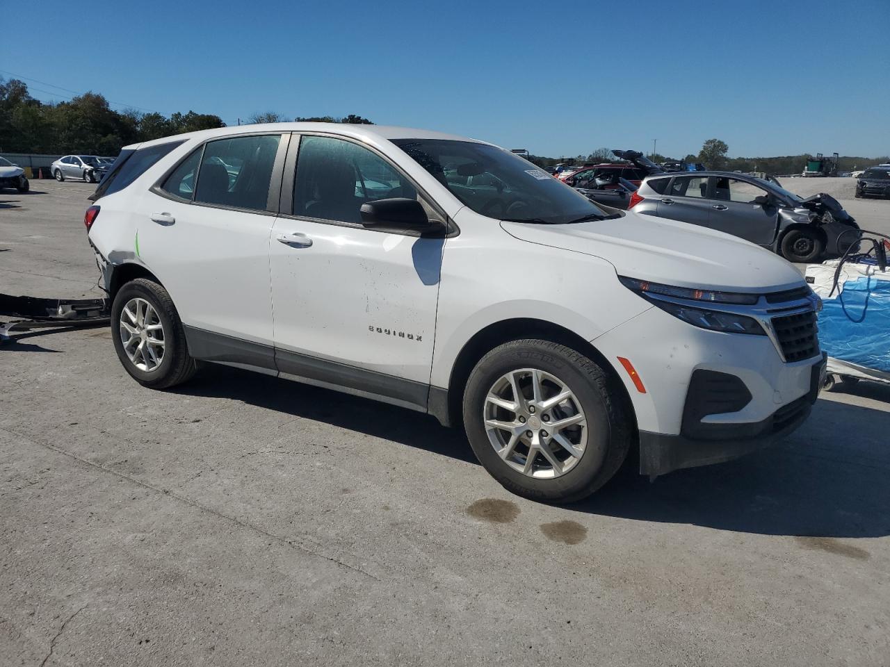 2023 Chevrolet Equinox Ls - Фото 4