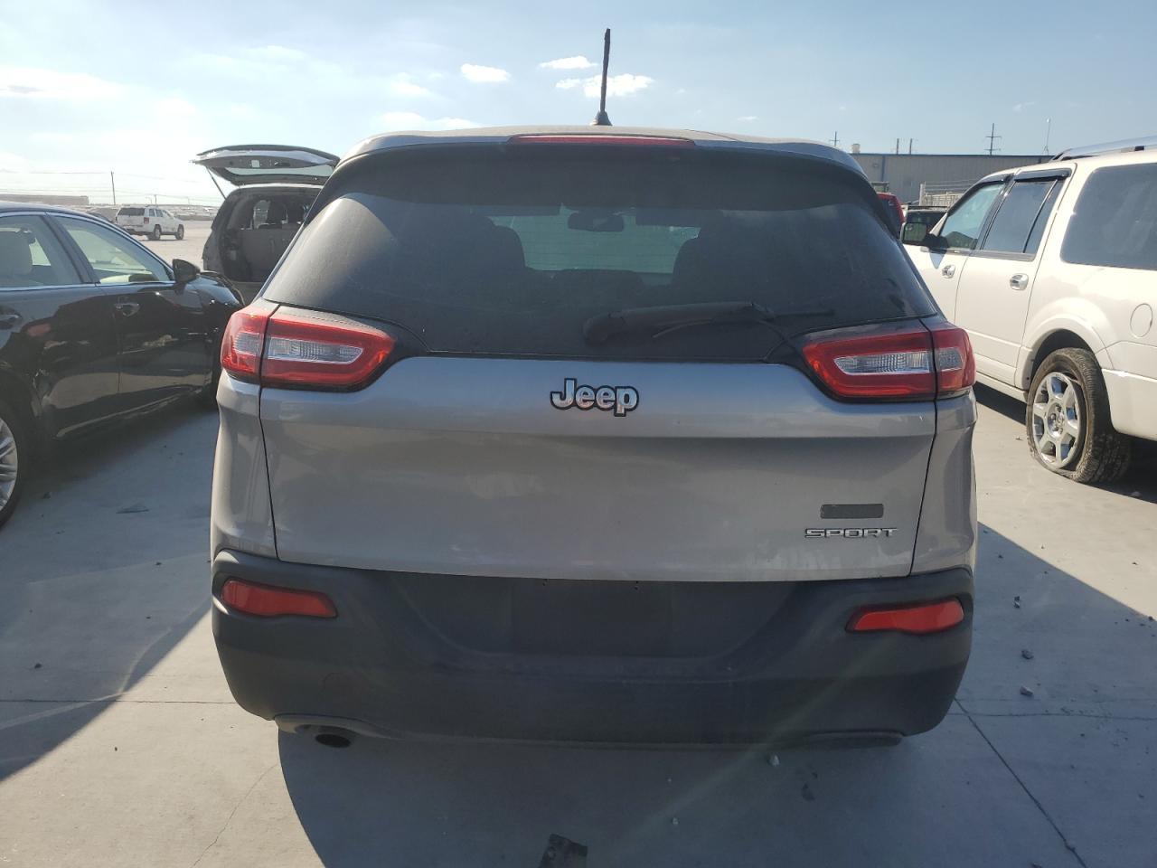 2014 Jeep Cherokee Sport - Фото 6