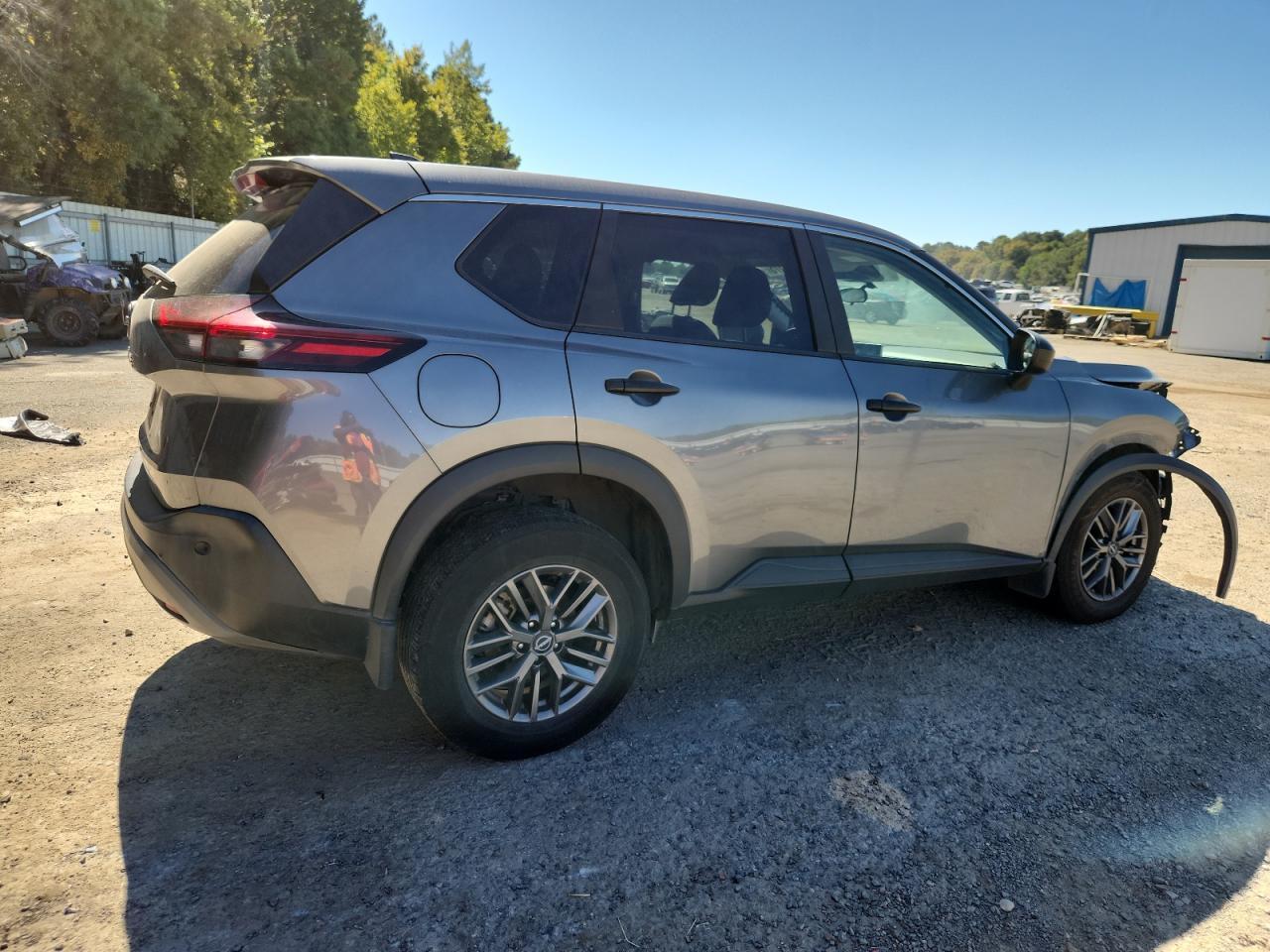 2023 Nissan Rogue S - Фото 3