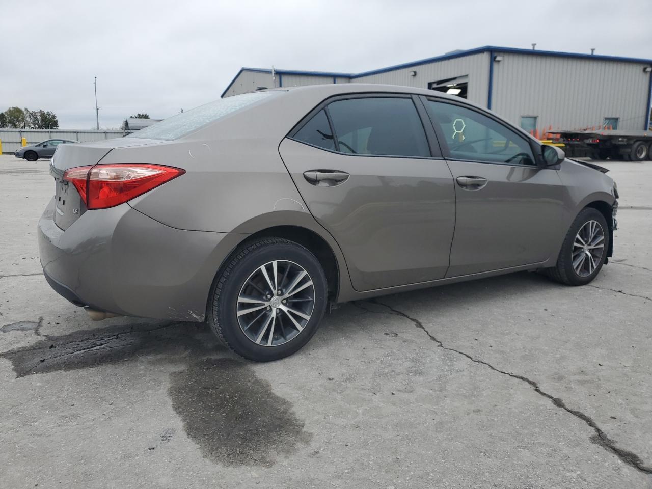 2018 Toyota Corolla L - Фото 3