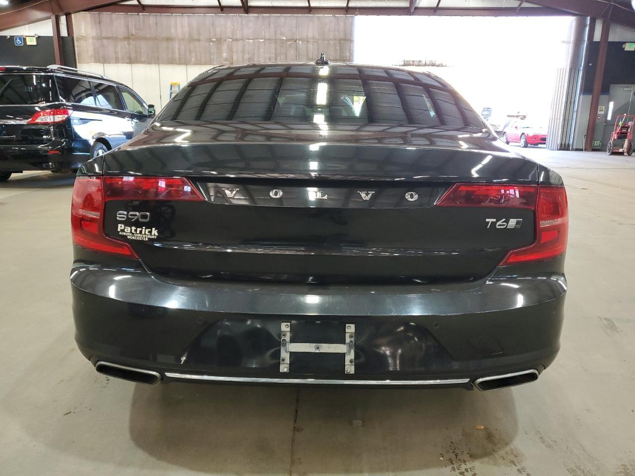 2017 Volvo S90 T6 Inscription - Image 6