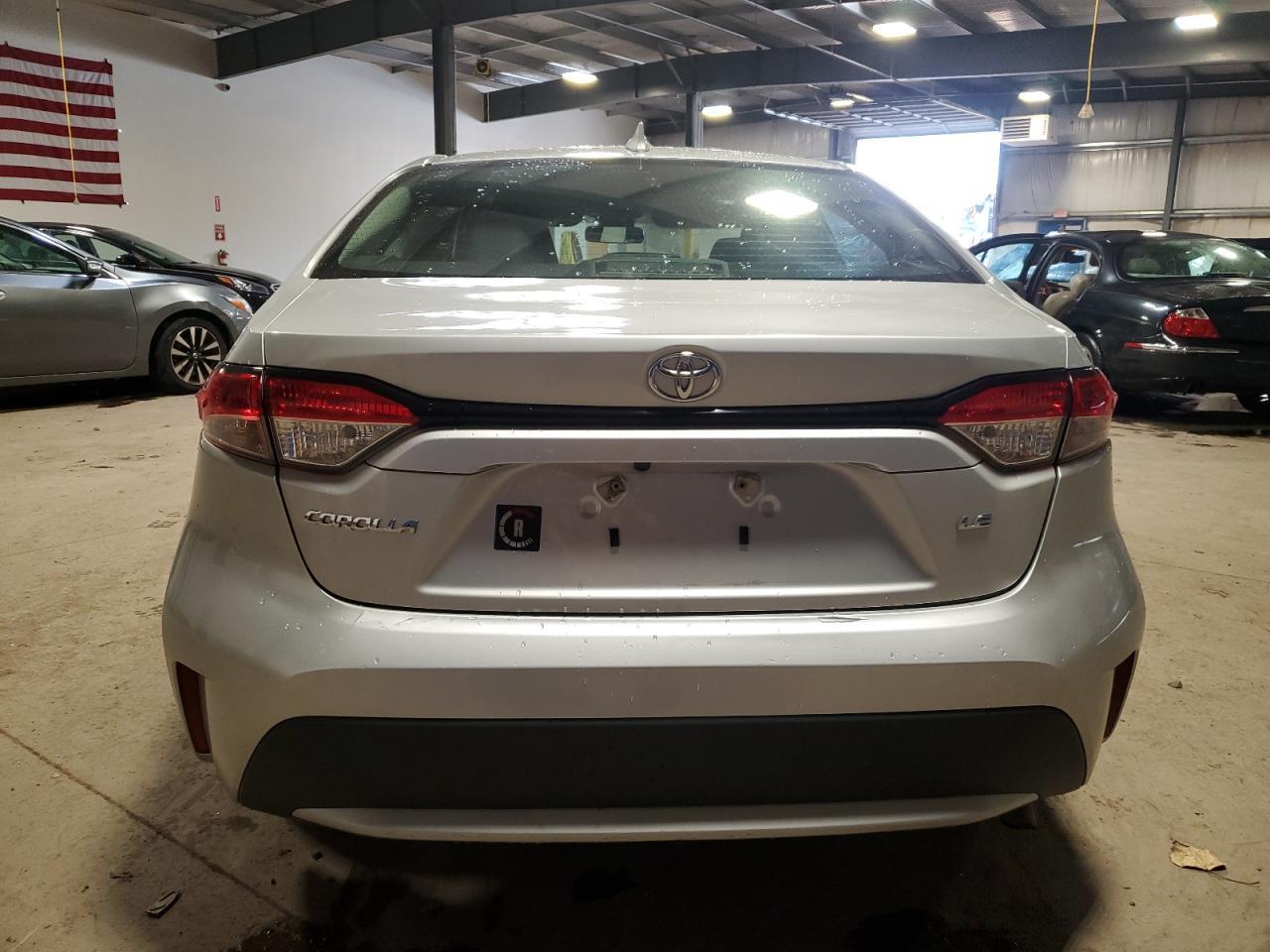 2022 Toyota Corolla Le - Фото 6