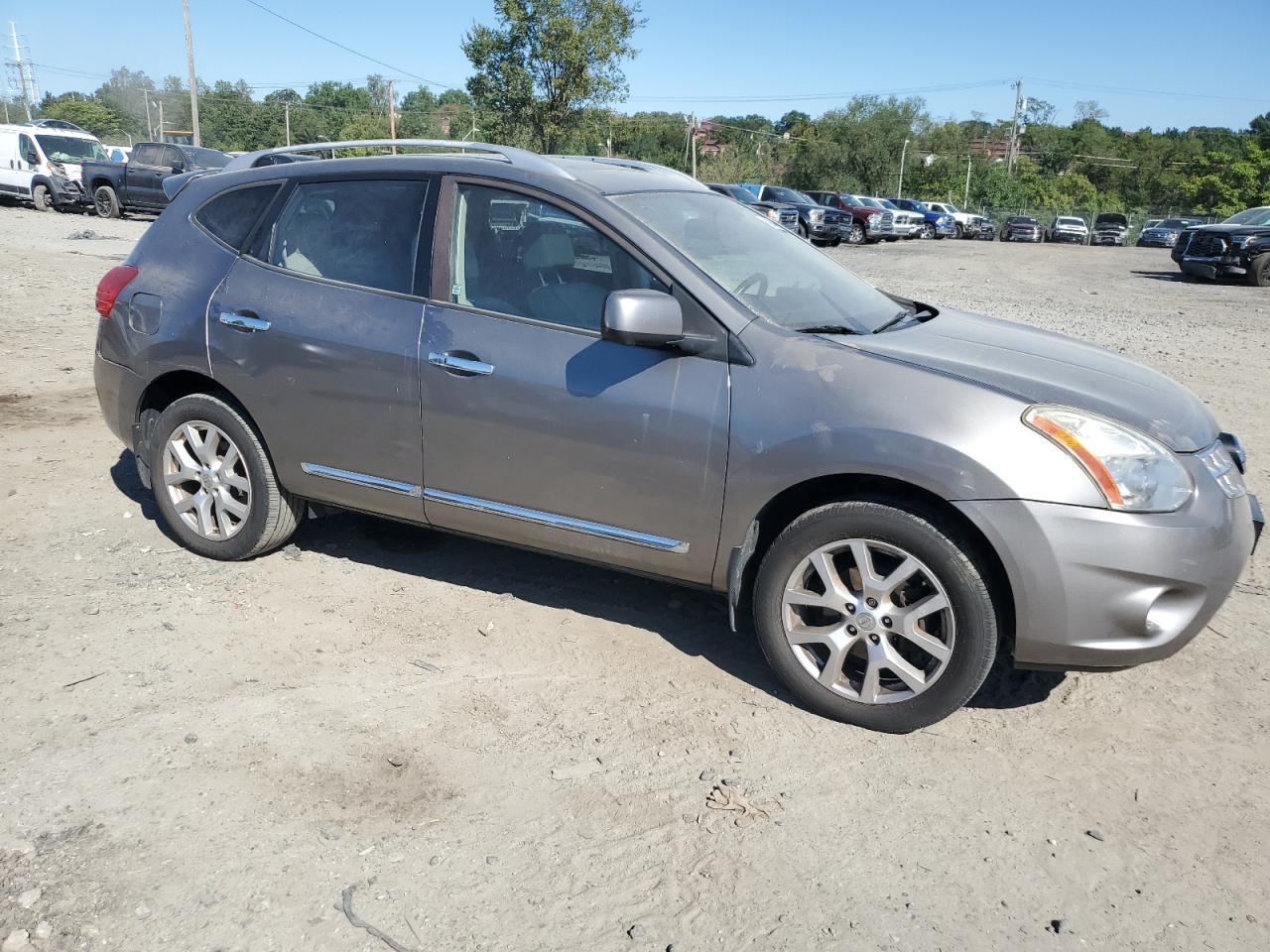 2012 Nissan Rogue S - Фото 4