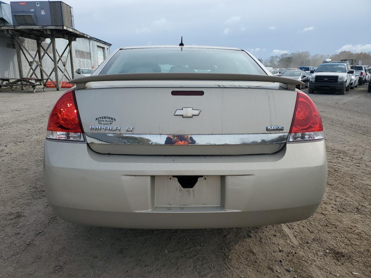 2011 Chevrolet Impala Lt - Image 6