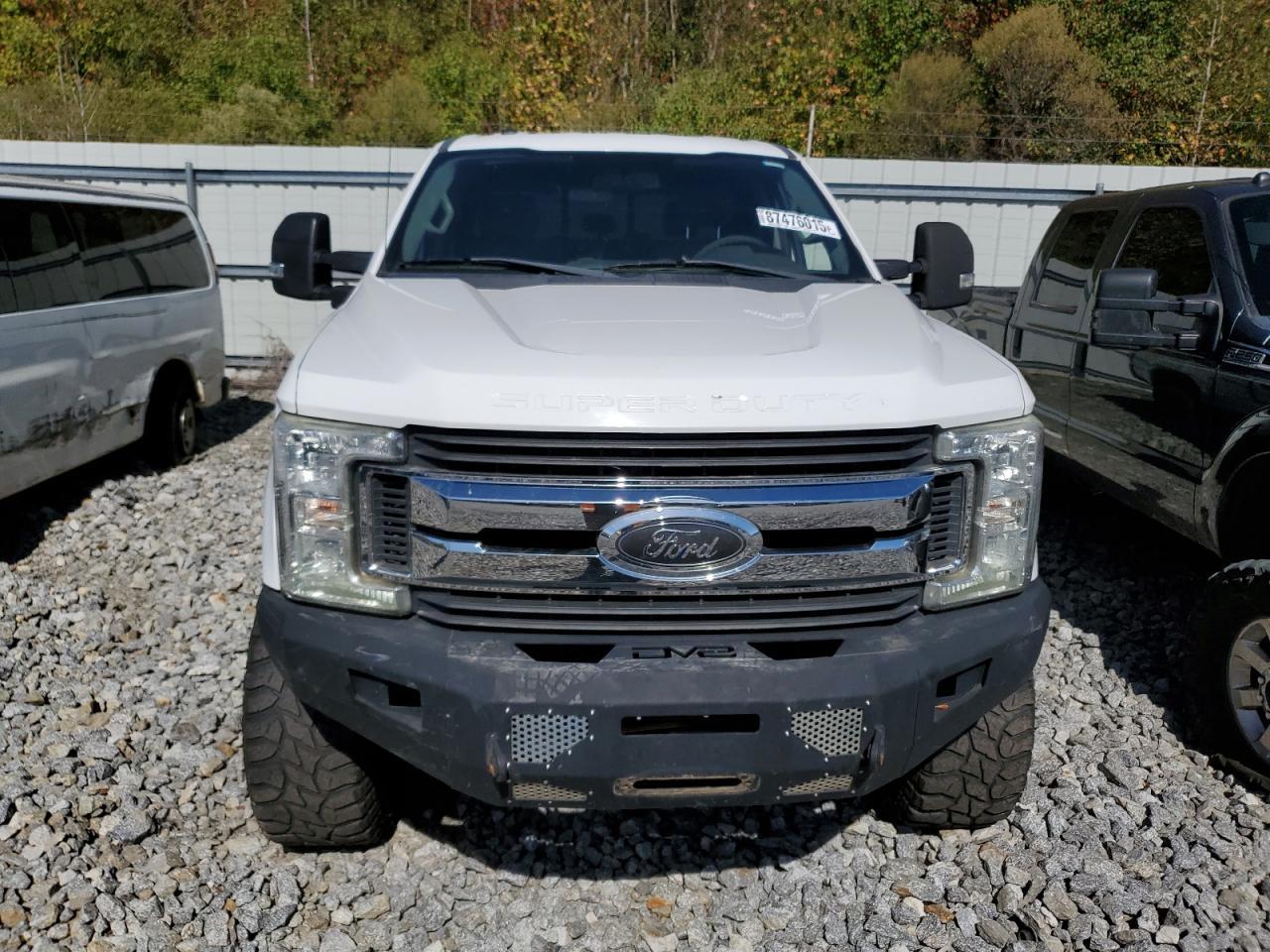 2017 Ford F250 Super Duty - Фото 5