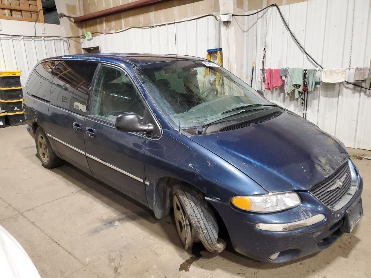 2000 Chrysler Town & Country Lxi - Фото 4