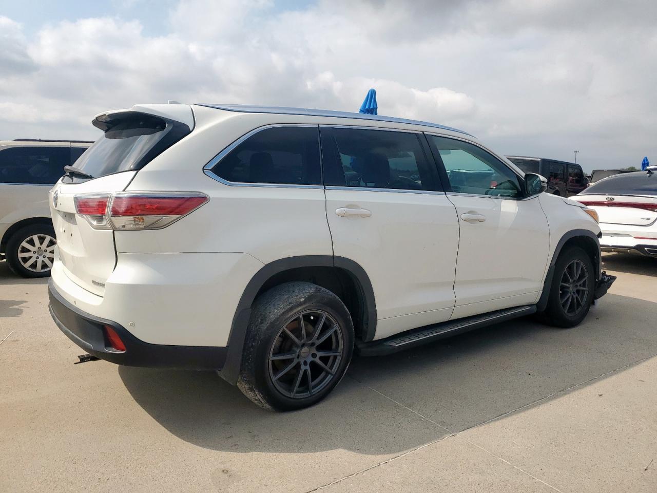 2014 Toyota Highlander Limited - Image 3