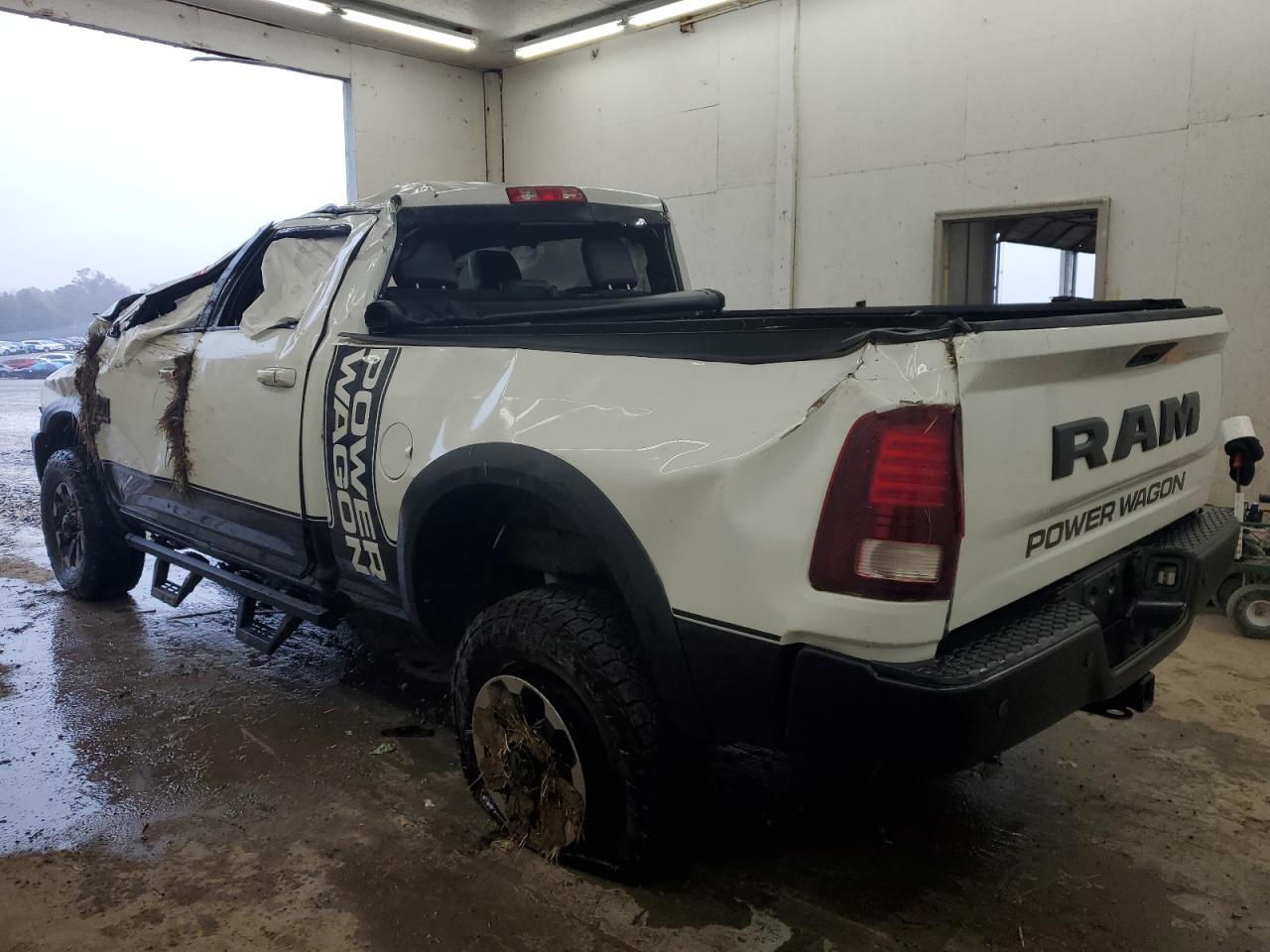 2017 Ram 2500 Powerwagon - Фото 2