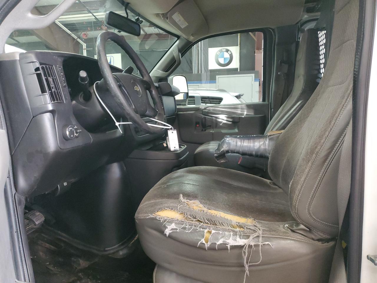 2016 Chevrolet Express G2500 - Фото 7