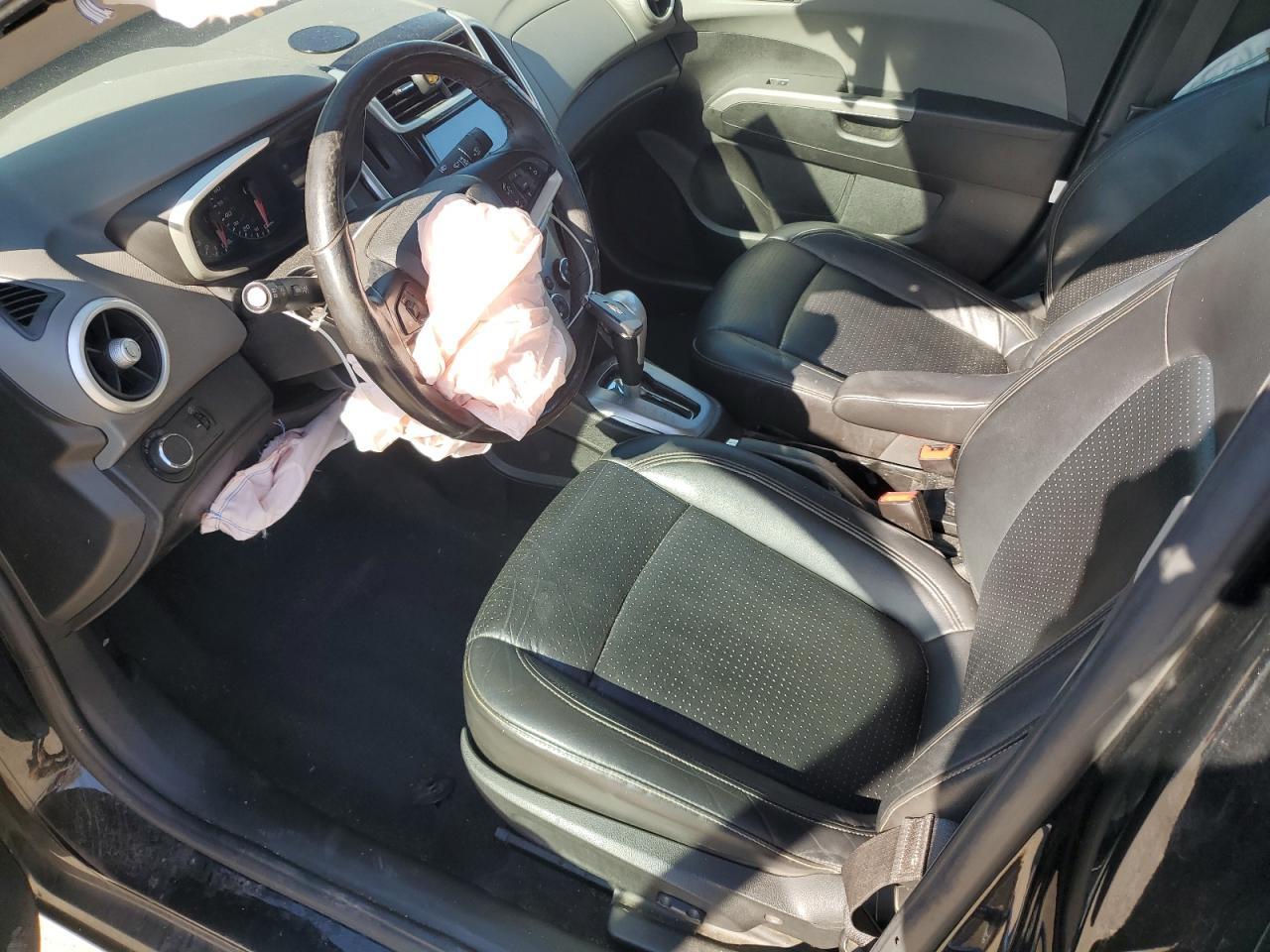 2017 Chevrolet Sonic Premier - Image 7