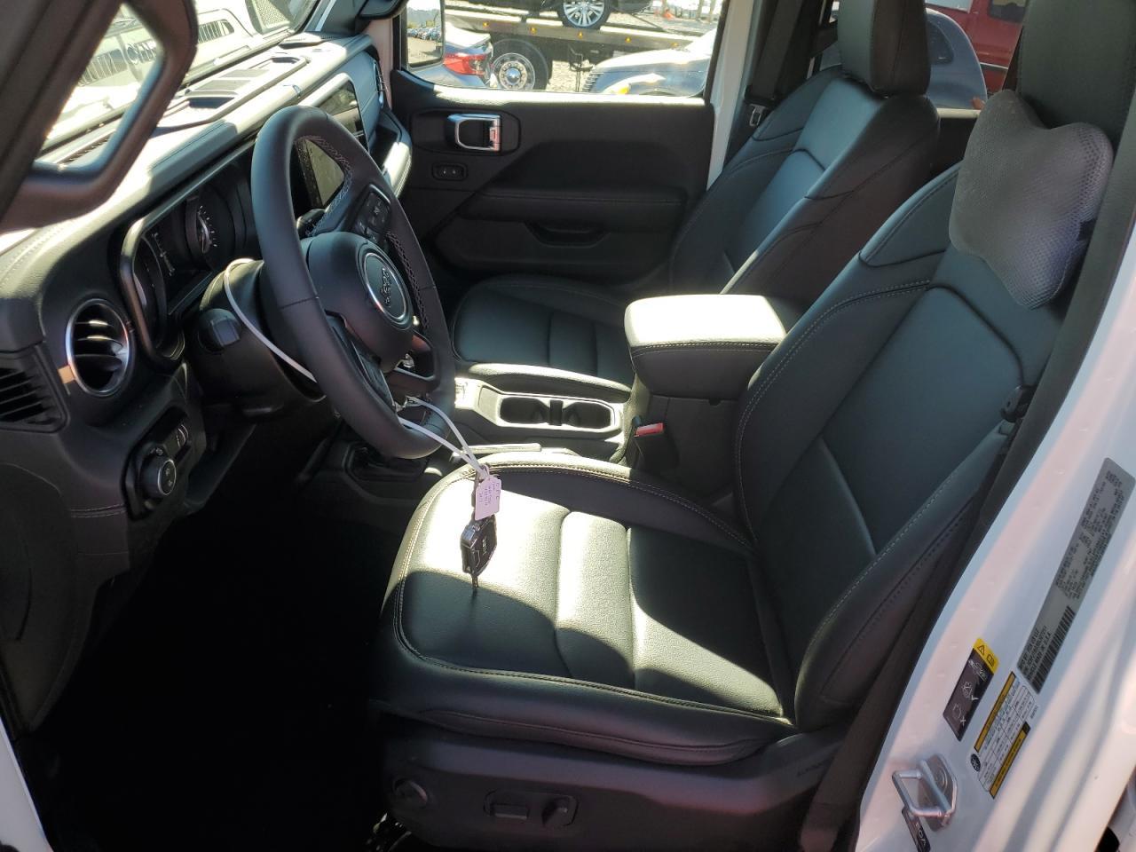 2025 Jeep Gladiator Sport - Фото 7