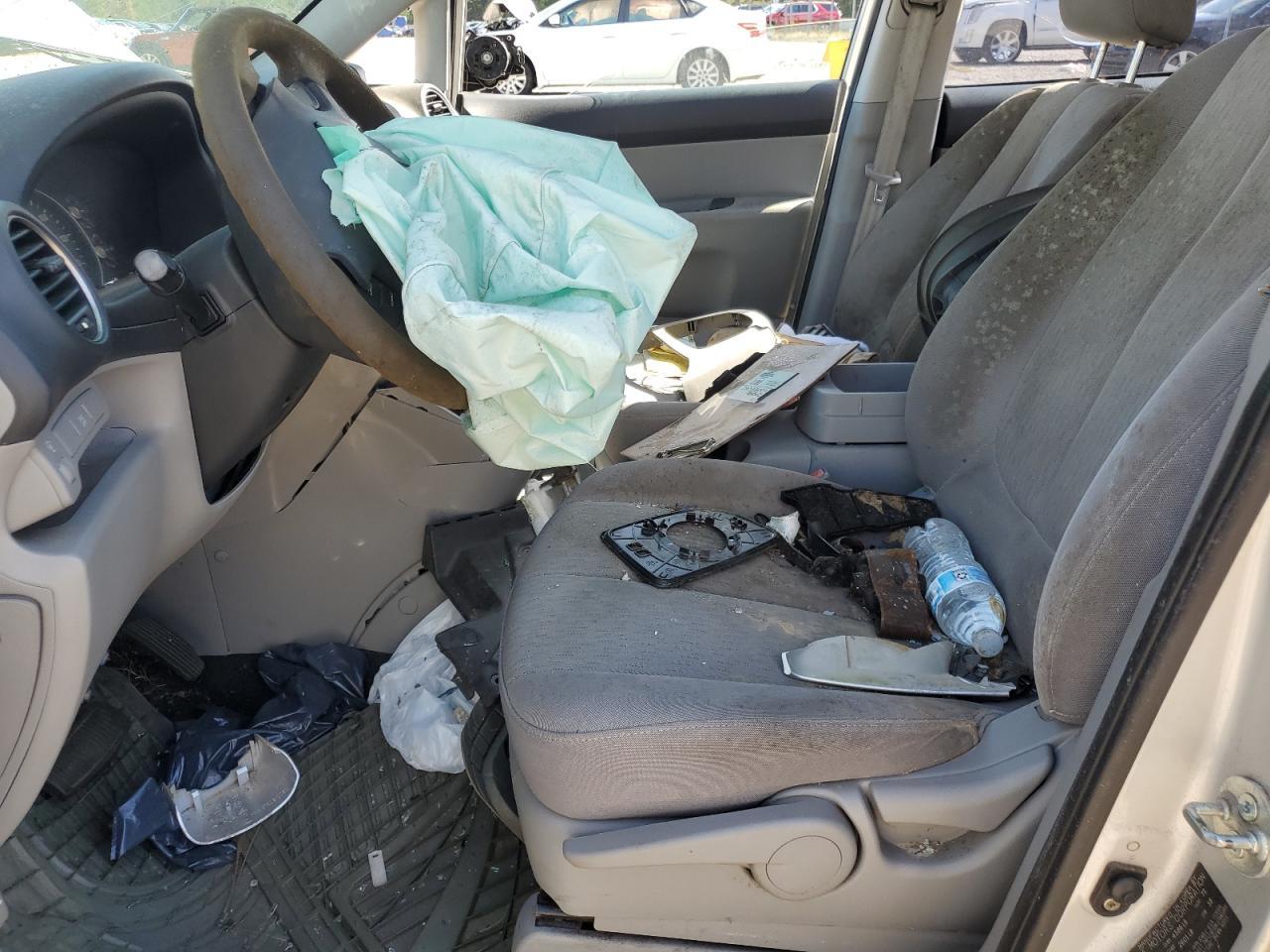 2008 Kia Rondo Lx - Фото 7