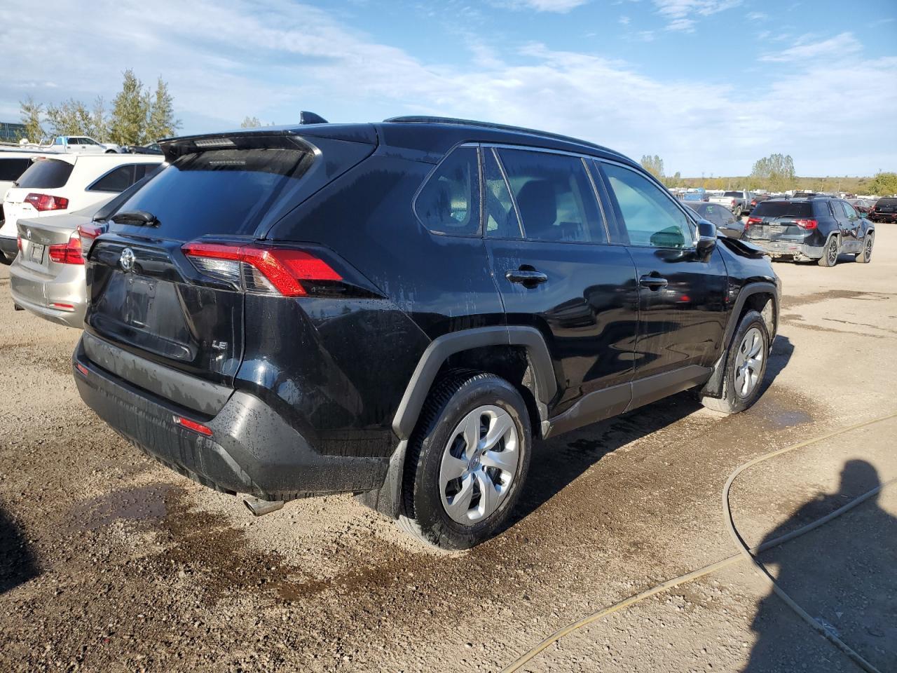 2021 Toyota Rav4 Le - Фото 3