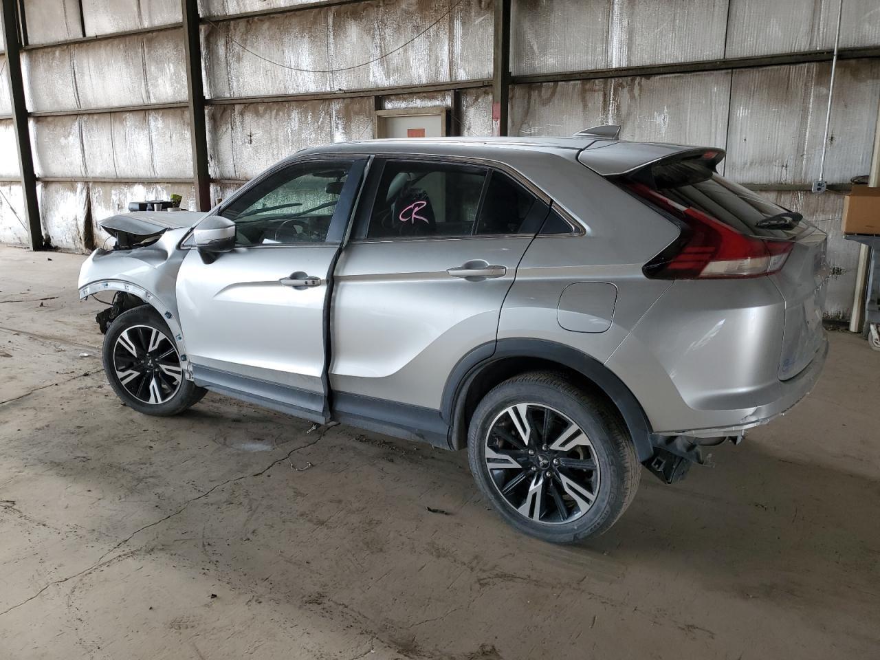 2023 Mitsubishi Eclipse Cross Se - Фото 2