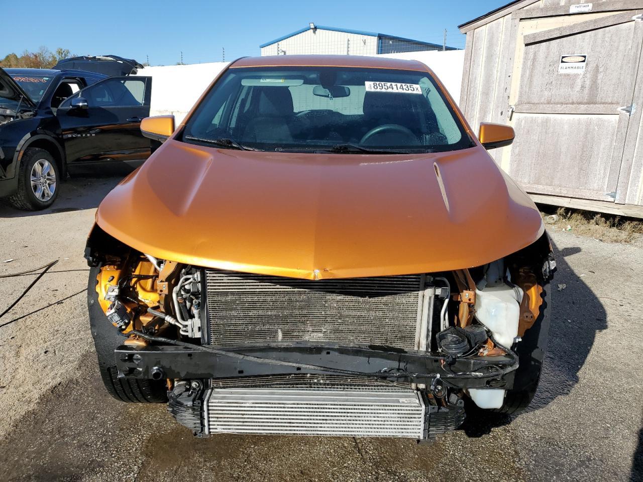 2018 Chevrolet Equinox Lt - Image 5