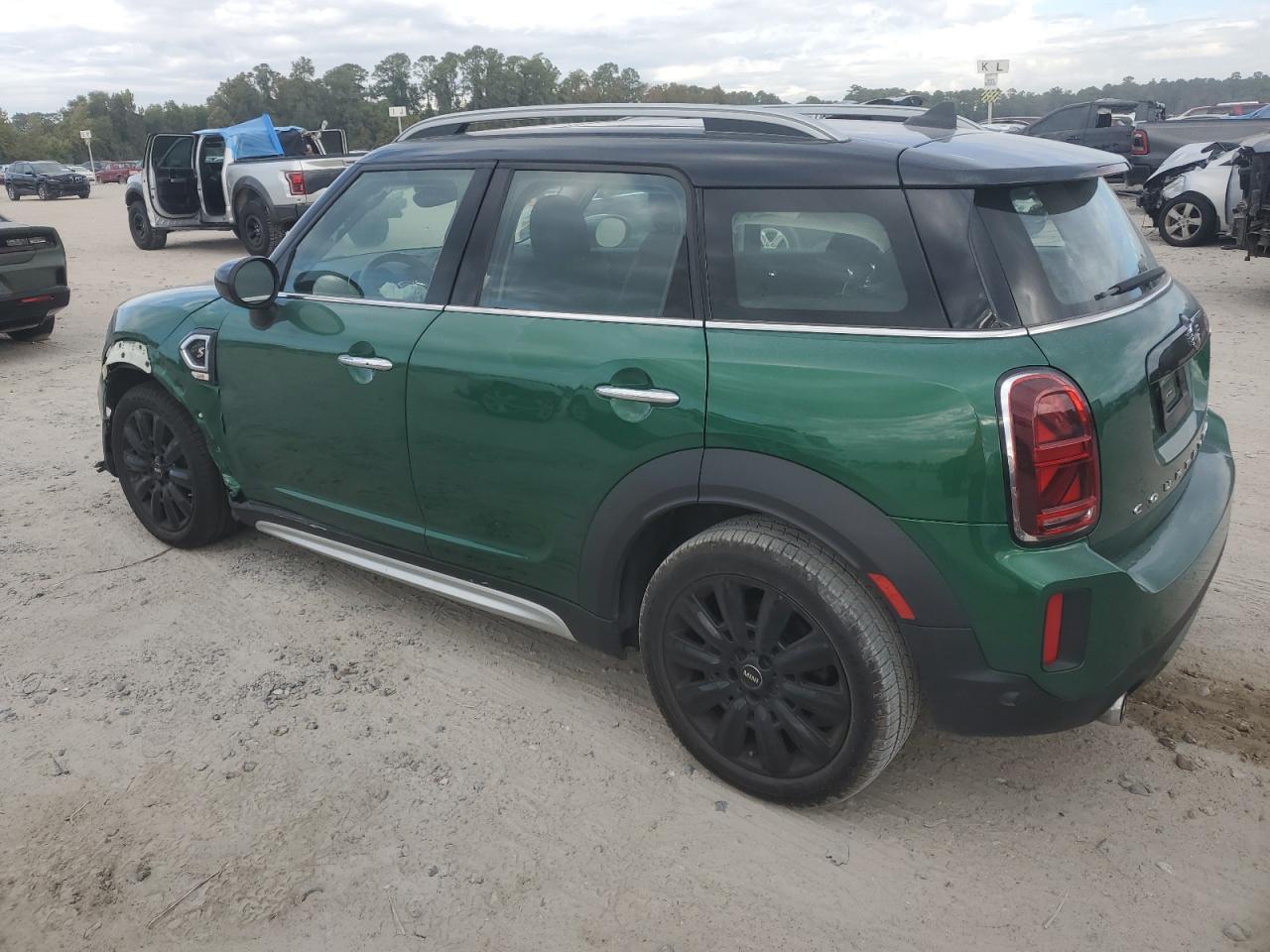 2024 Mini Cooper S Countryman - Image 2