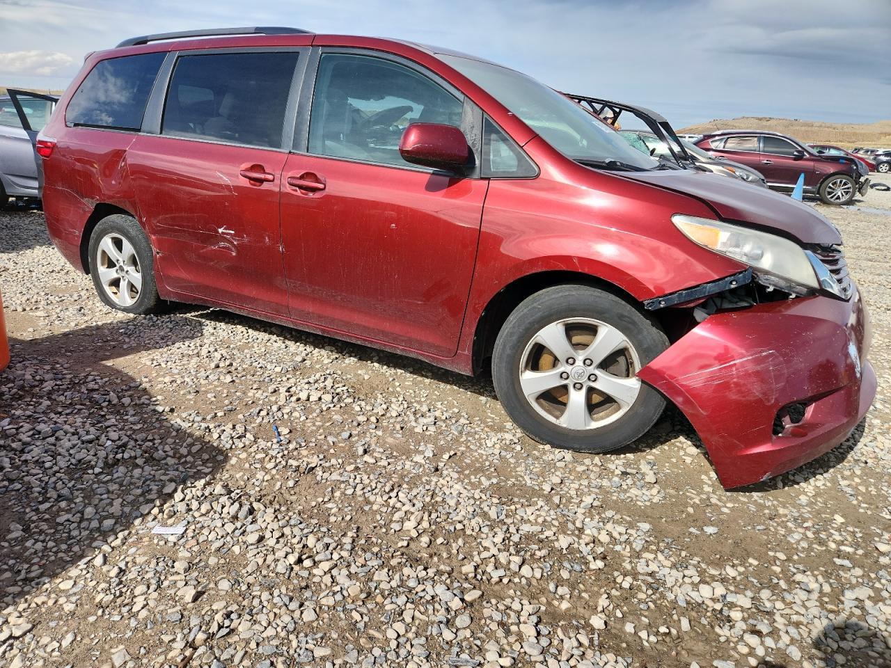 2015 Toyota Sienna Le - Фото 4