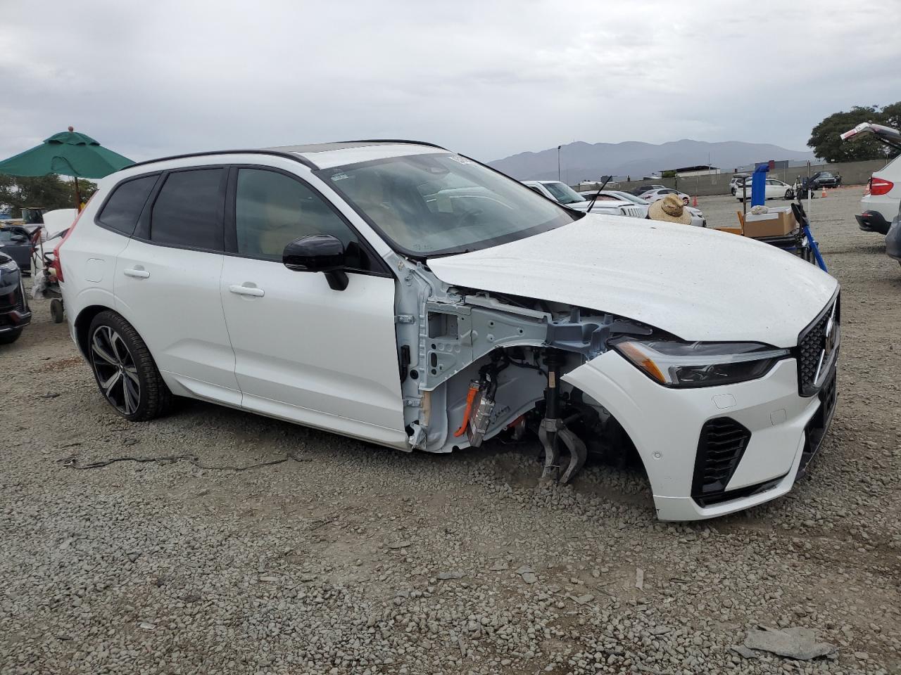 2025 Volvo Xc60 Ultra - Фото 4