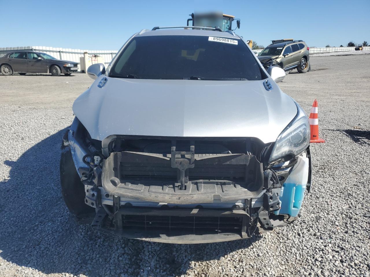 2018 Buick Envision Essence - Image 5